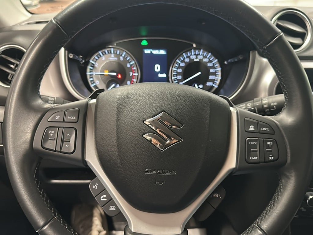 Vehicle Image 13