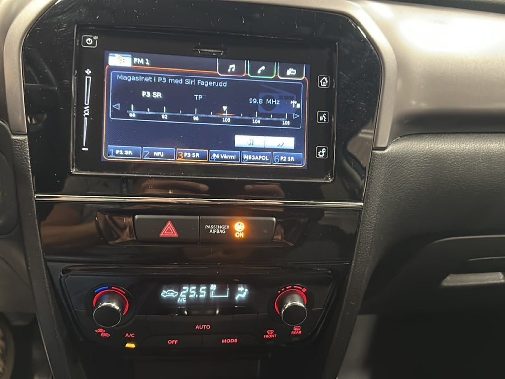 Vehicle Image 15