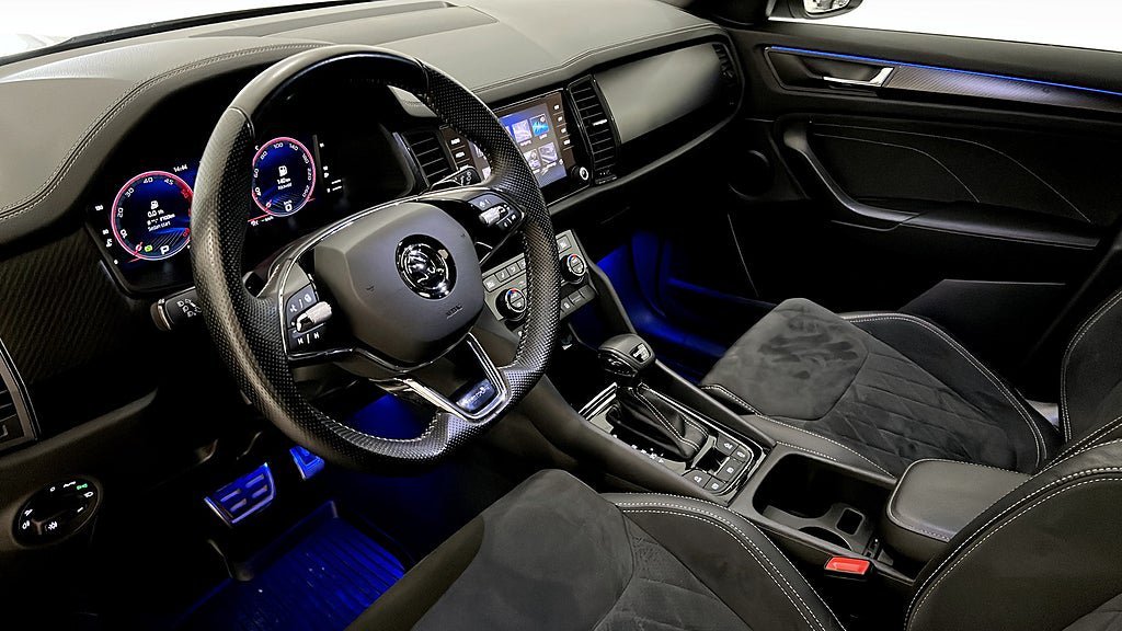 Vehicle Image 7