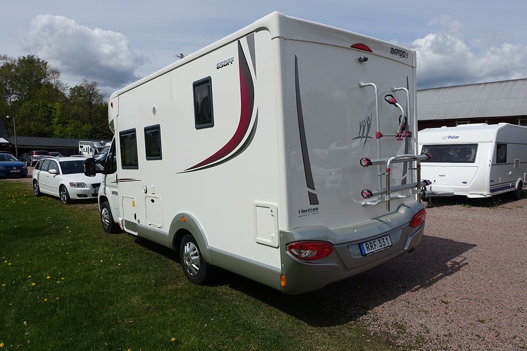 Vehicle Image 17