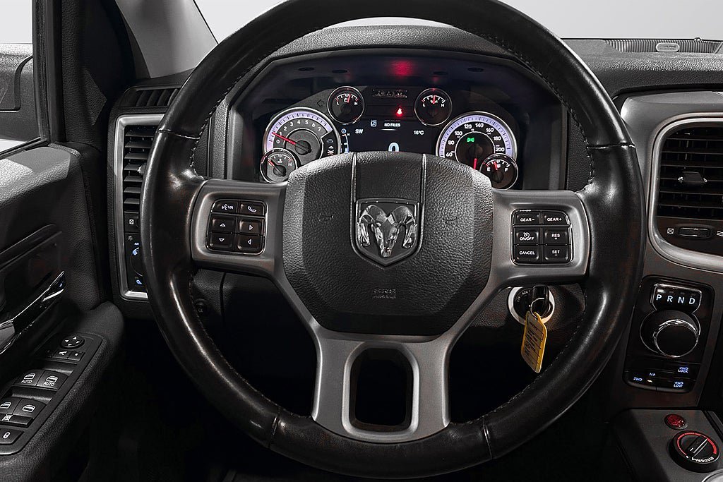 Vehicle Image 18