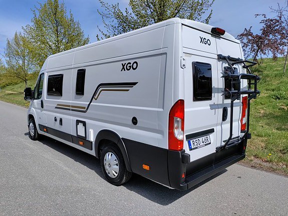 Vehicle Image 4