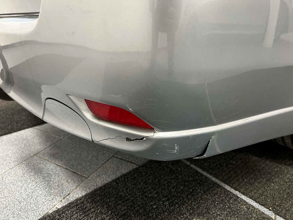 Vehicle Image 20