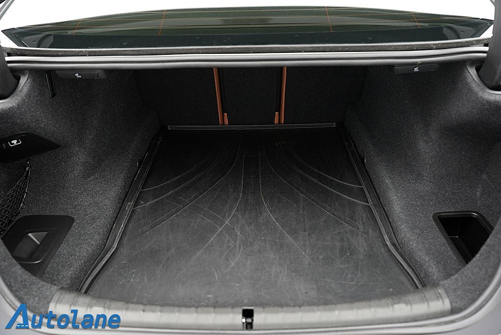 Vehicle Image 37