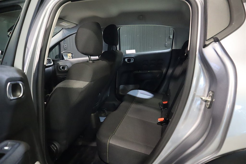 Vehicle Image 20