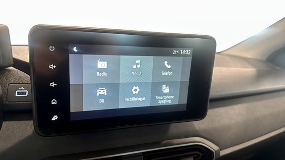 Vehicle Image 15