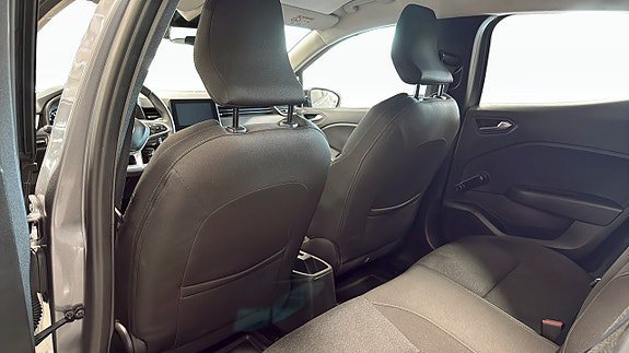 Vehicle Image 23