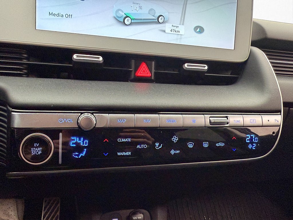 Vehicle Image 23
