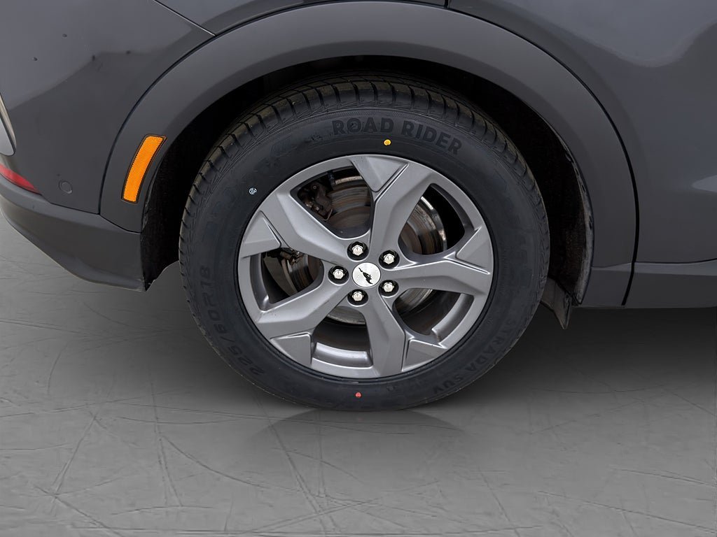 Vehicle Image 30