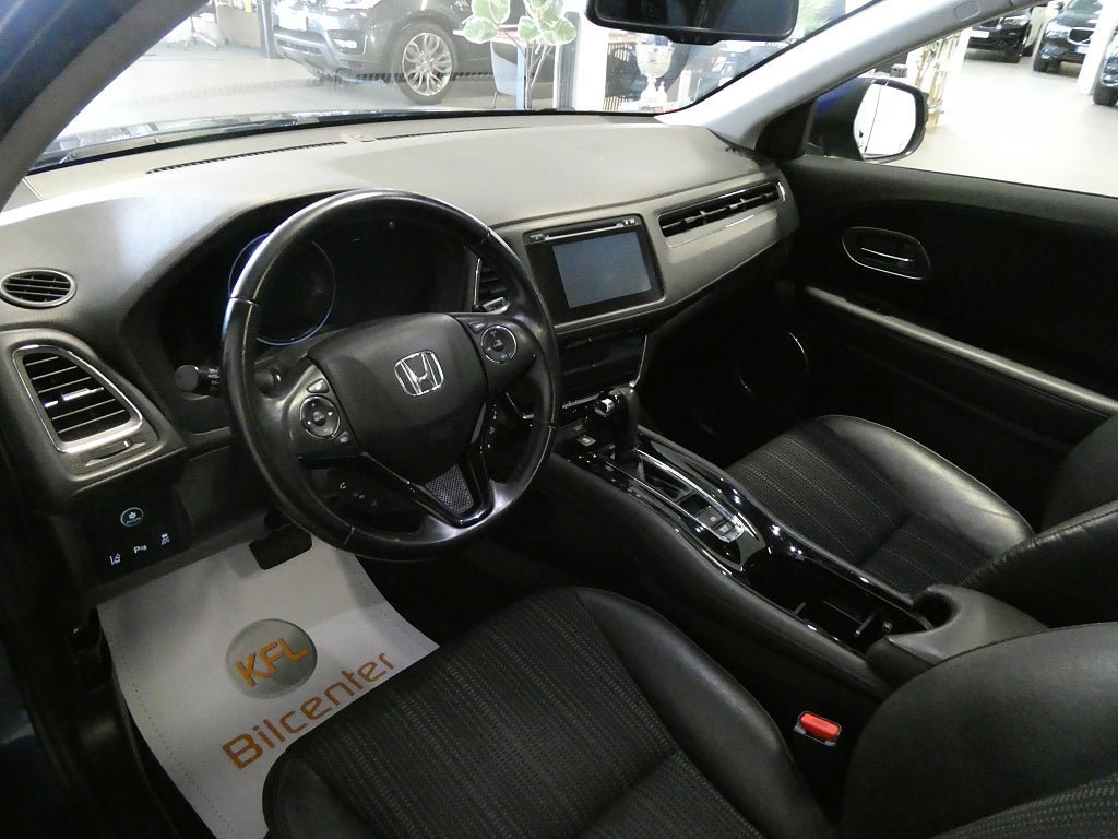 Vehicle Image 14