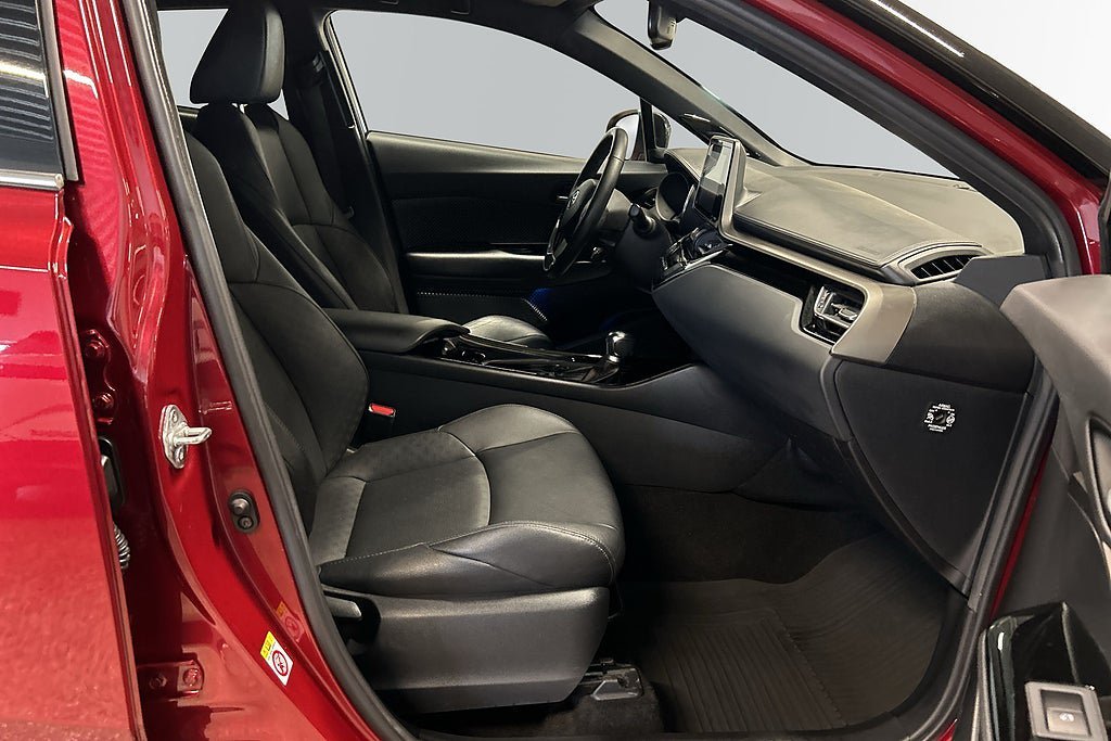 Vehicle Image 9