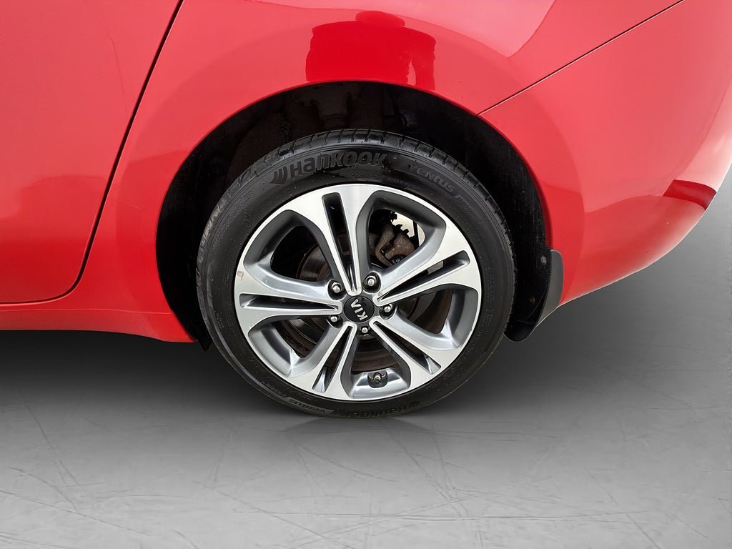 Vehicle Image 30