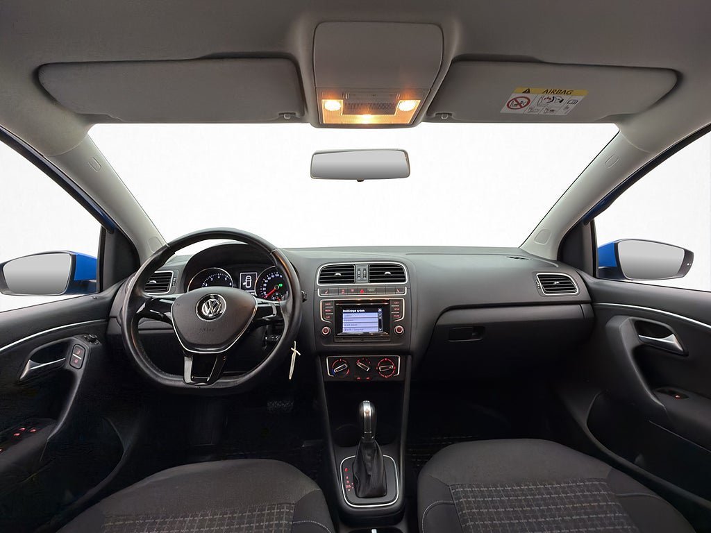 Vehicle Image 12