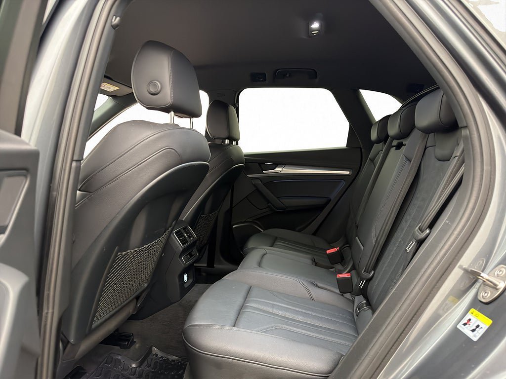Vehicle Image 31