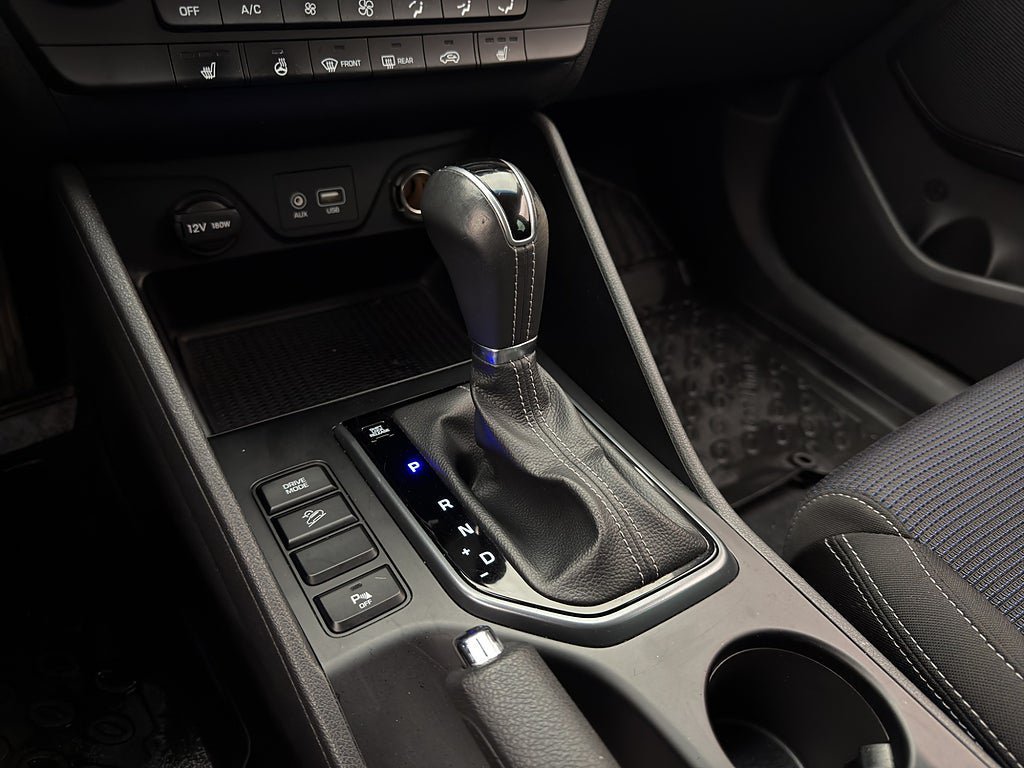 Vehicle Image 22