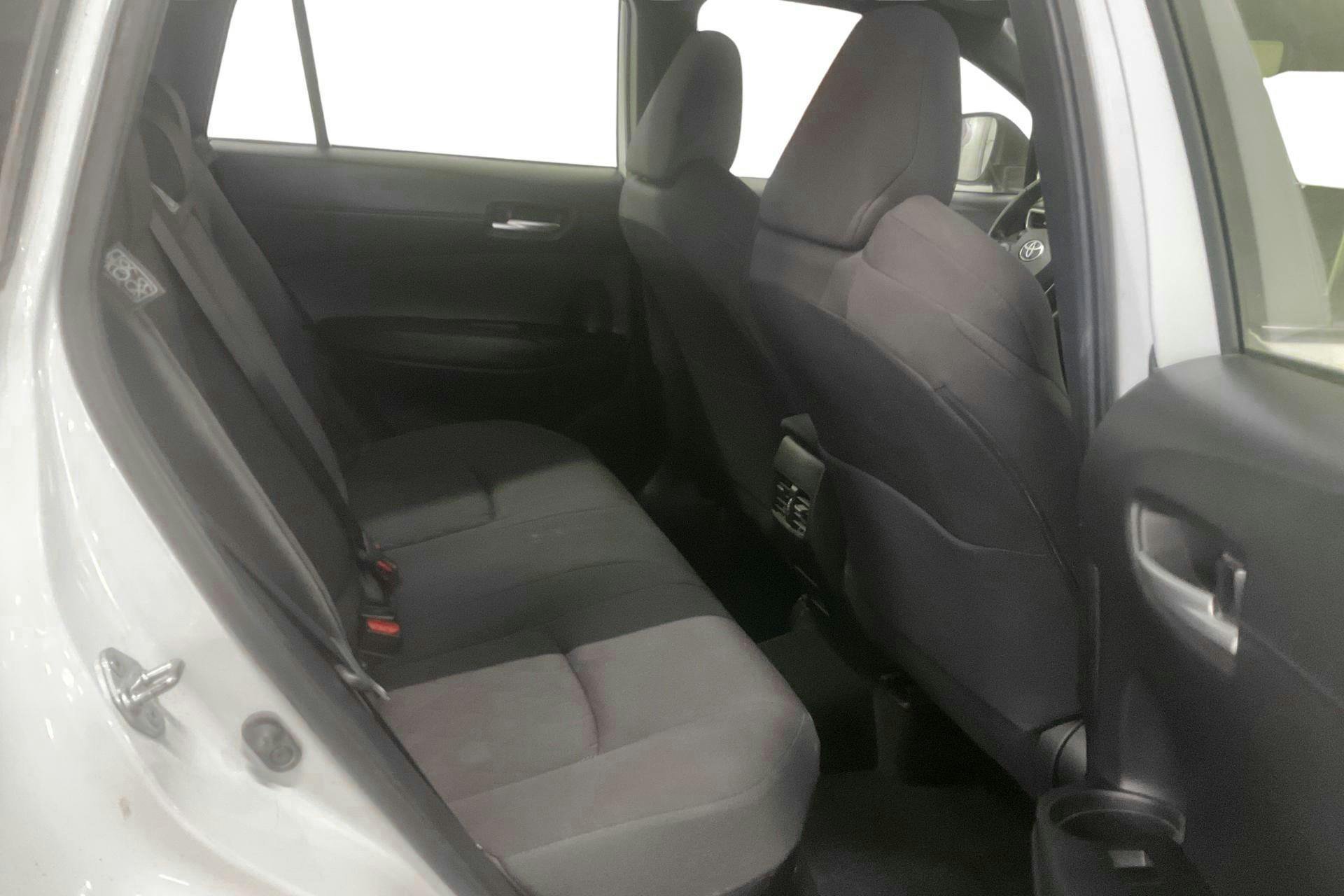 Vehicle Image 8