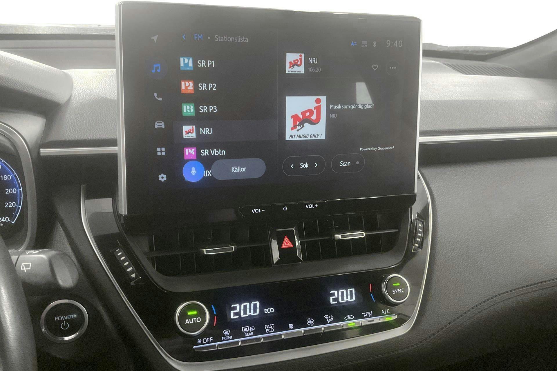 Vehicle Image 12