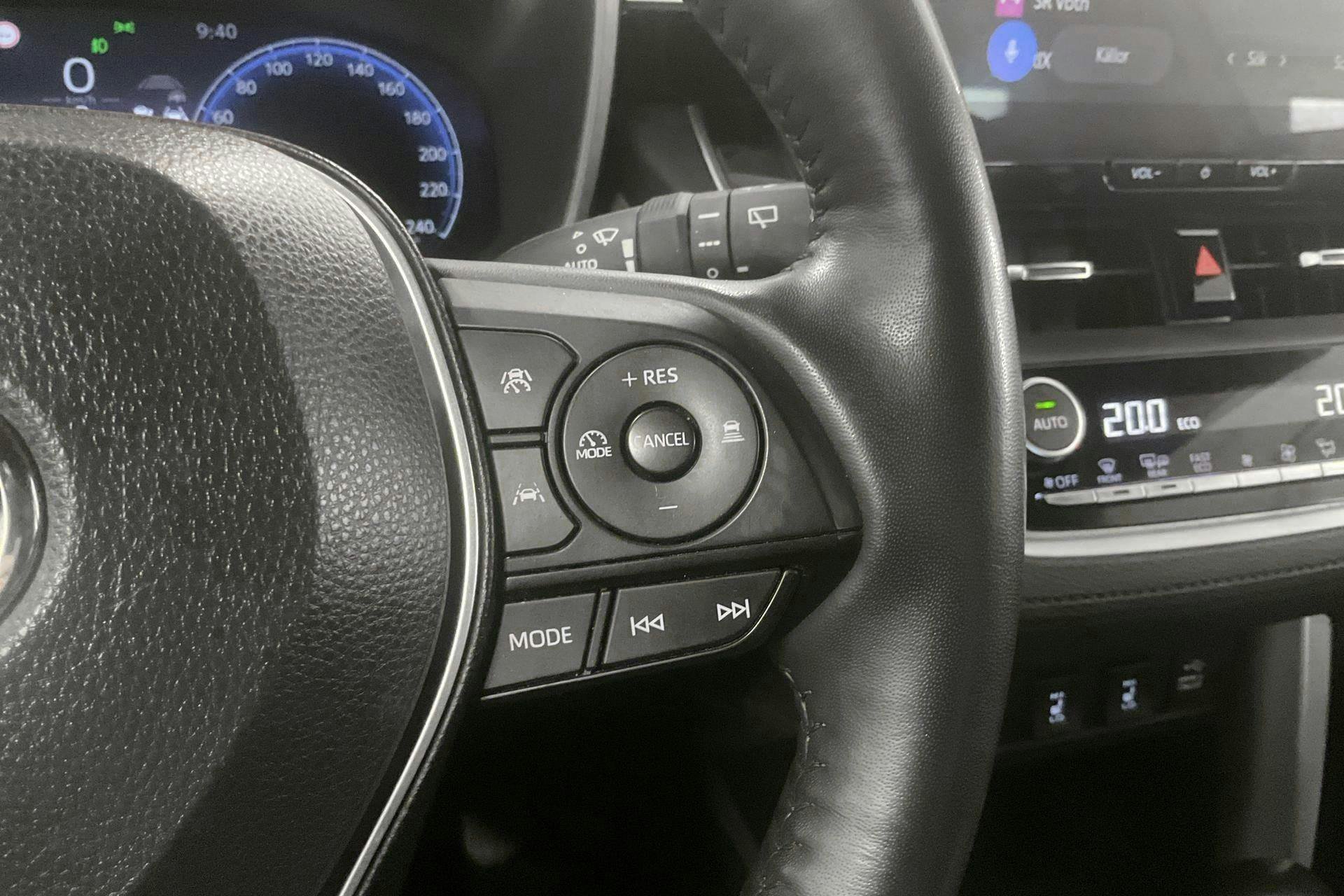 Vehicle Image 15