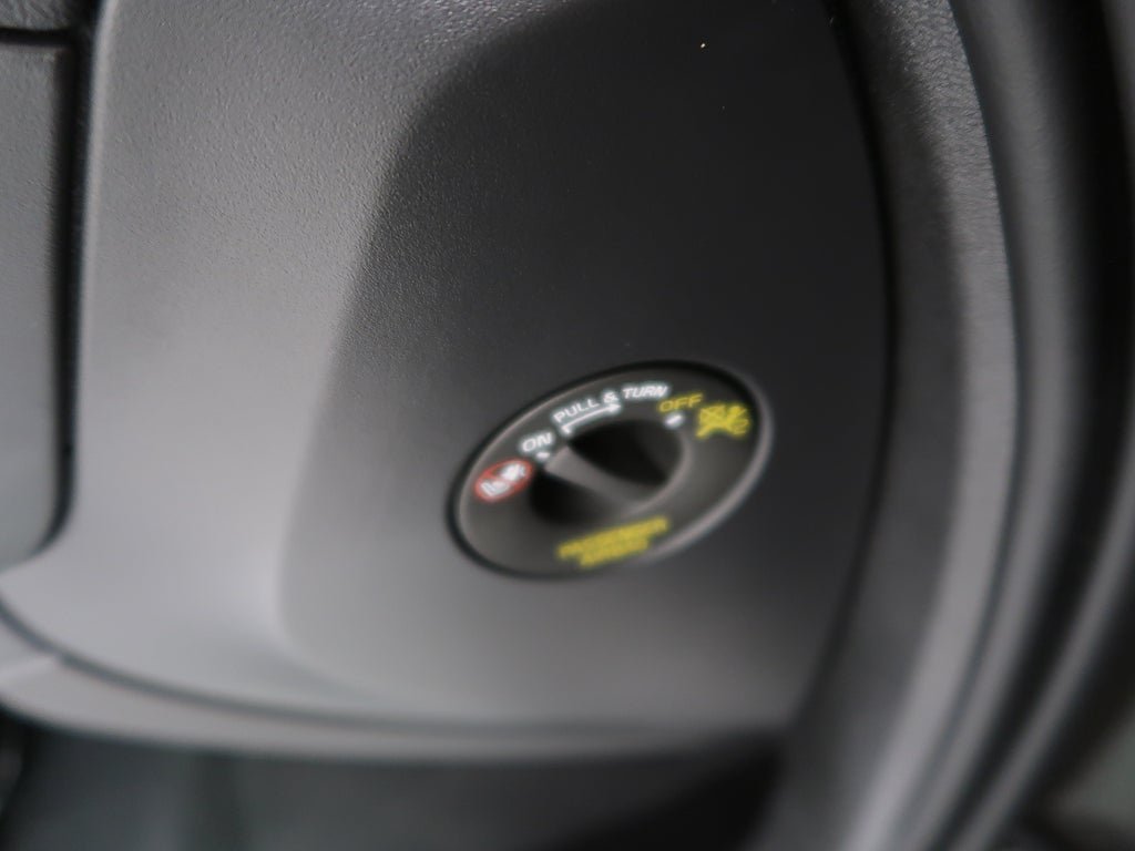 Vehicle Image 38
