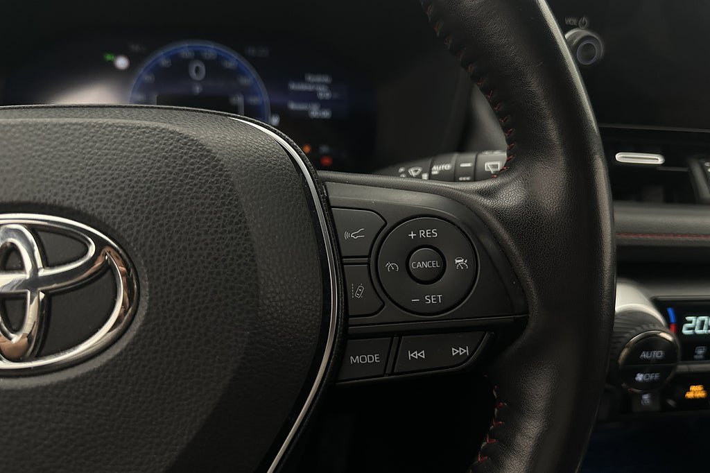 Vehicle Image 21