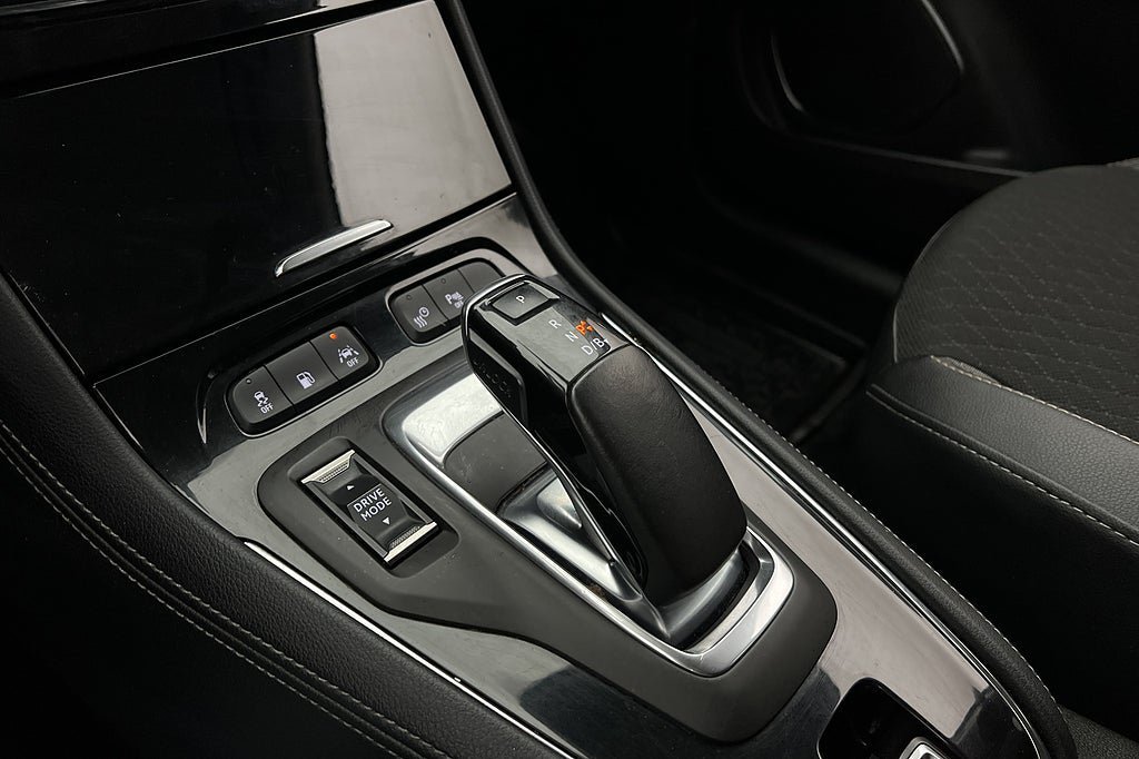 Vehicle Image 24