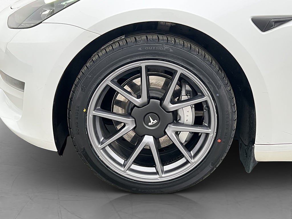 Vehicle Image 31
