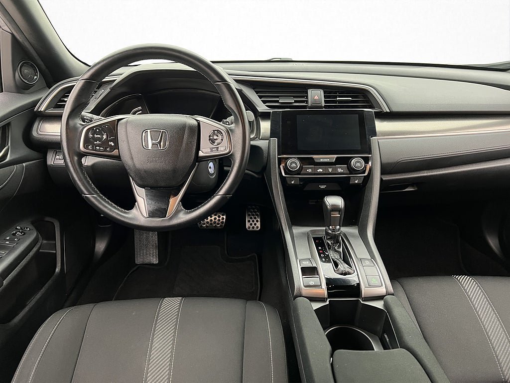 Vehicle Image 12