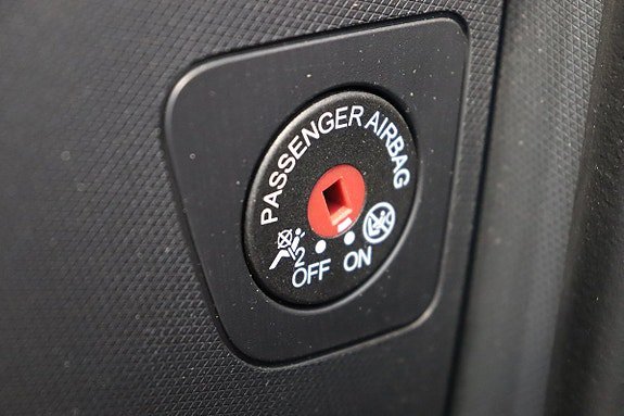 Vehicle Image 29