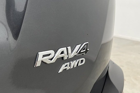 Vehicle Image 34