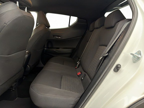 Vehicle Image 23