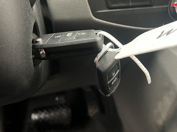 Vehicle Image 26