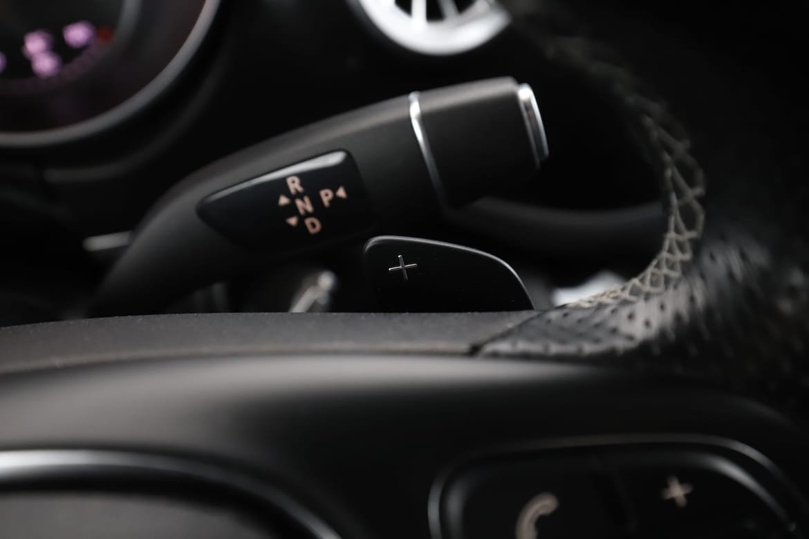 Vehicle Image 32