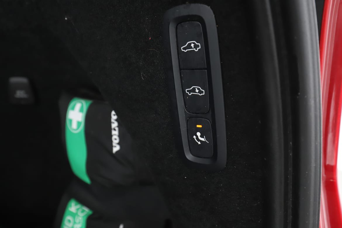 Vehicle Image 40