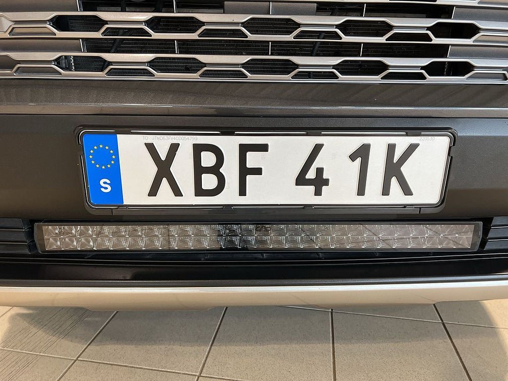 Vehicle Image 24