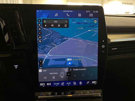 Vehicle Image 17