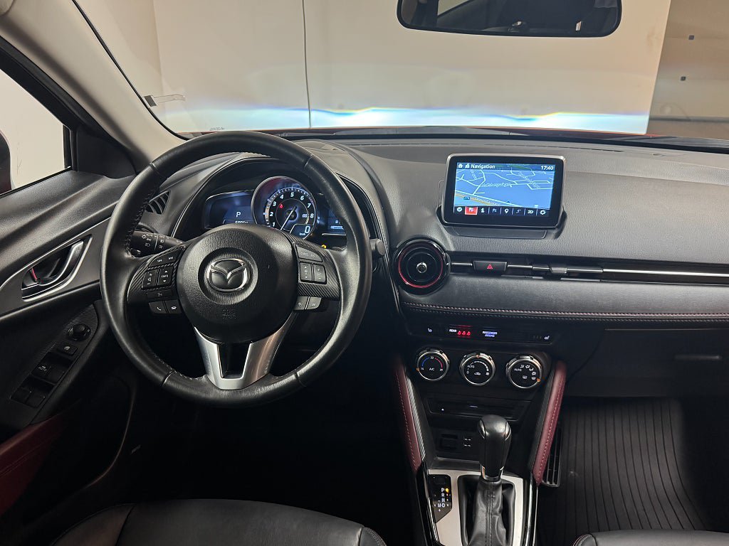Vehicle Image 12
