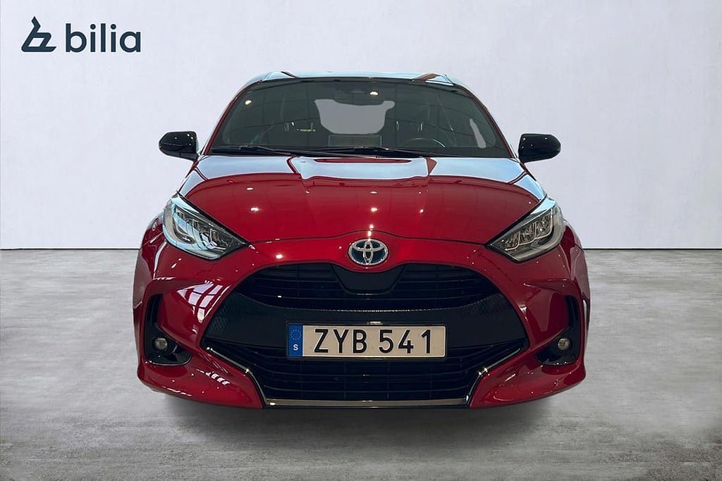 Vehicle Image 6