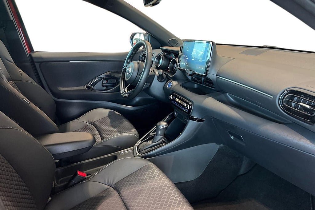 Vehicle Image 7