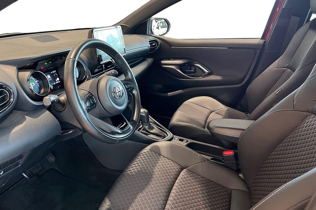 Vehicle Image 14