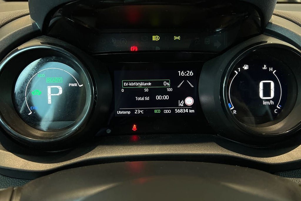 Vehicle Image 16