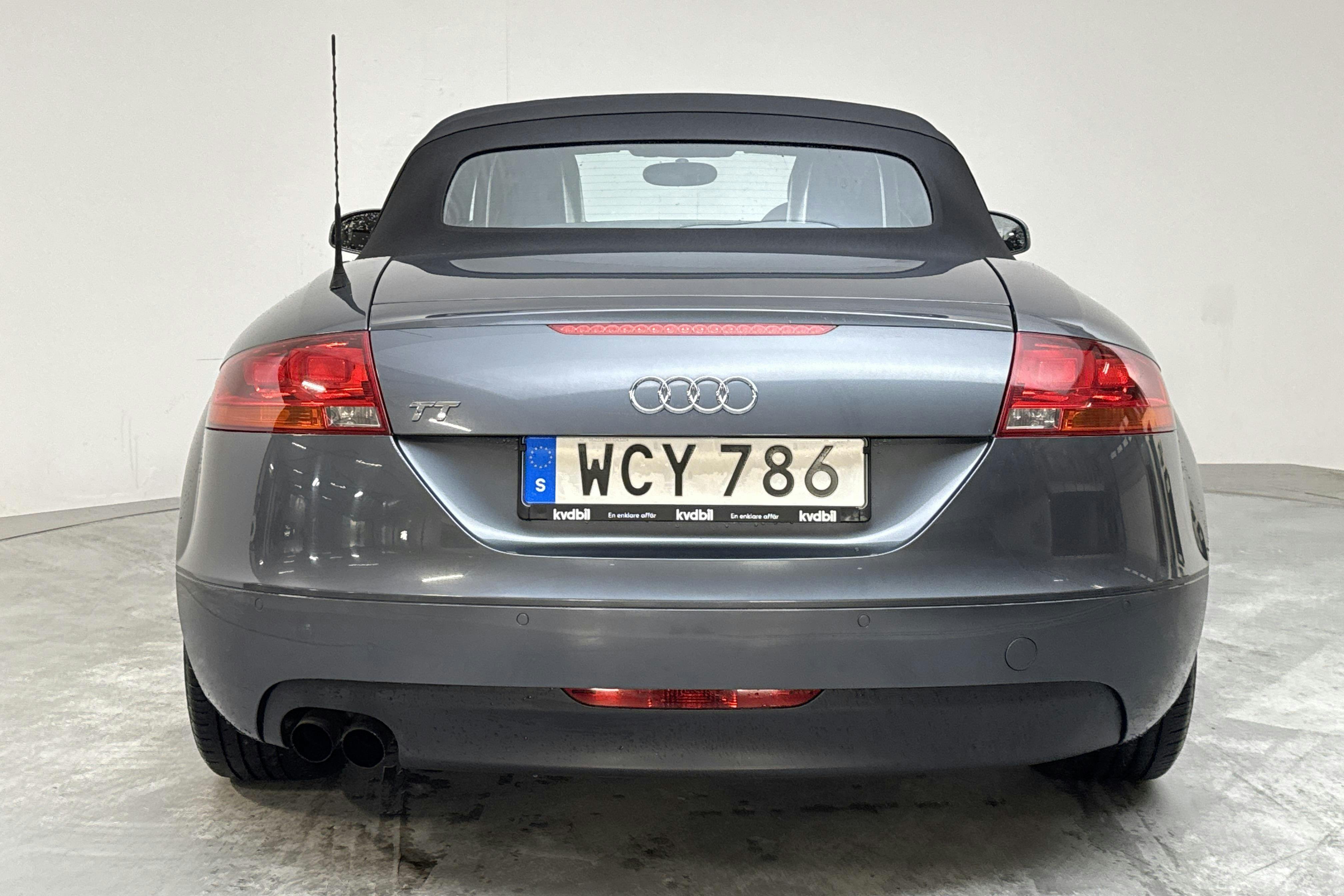 Vehicle Image 10