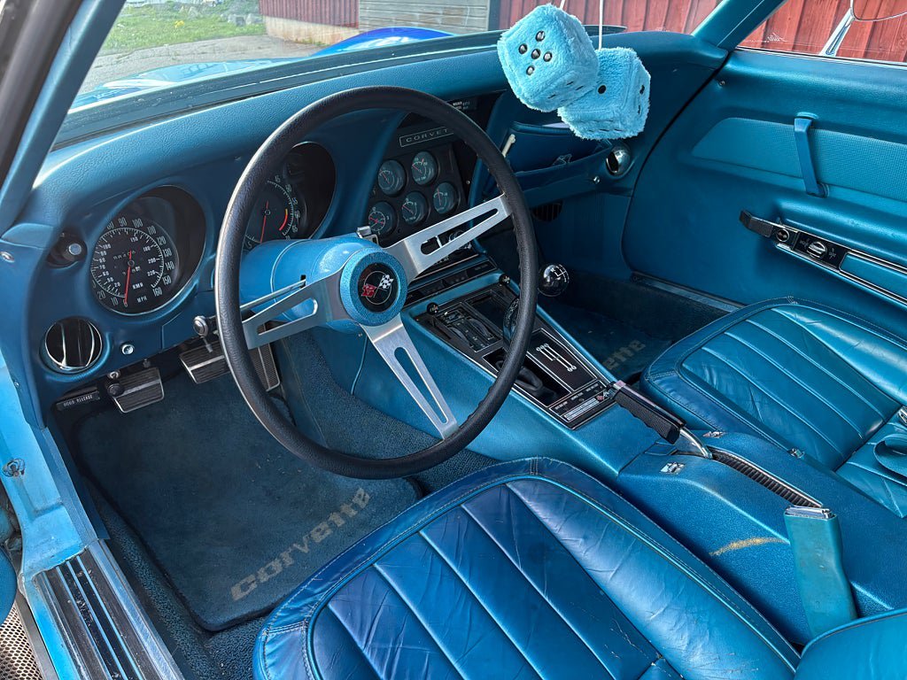 Vehicle Image 23