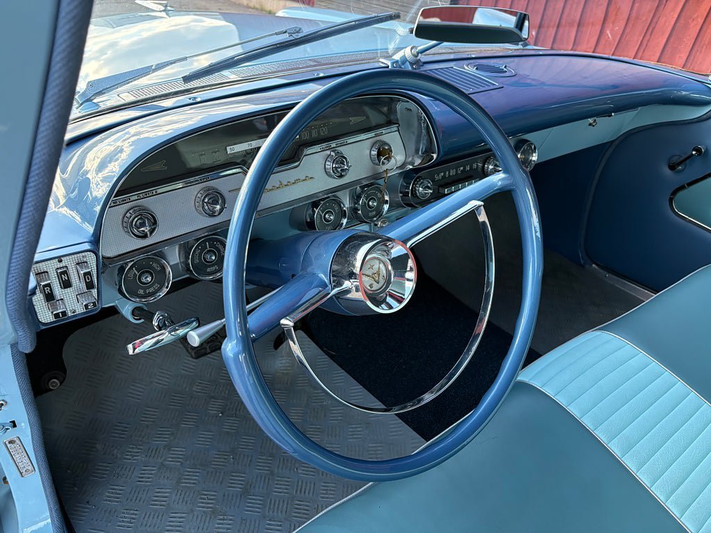 Vehicle Image 22