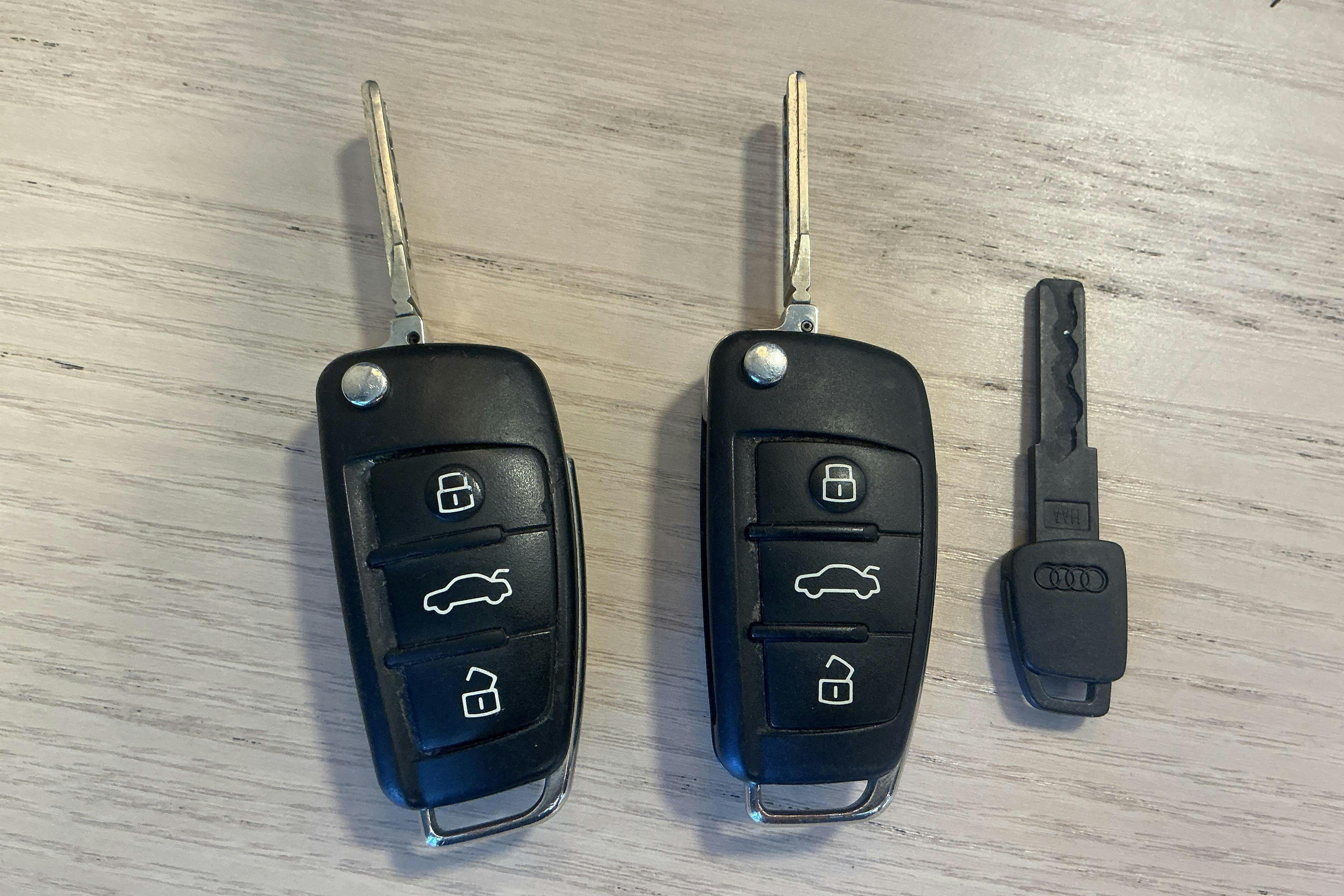 Vehicle Image 15