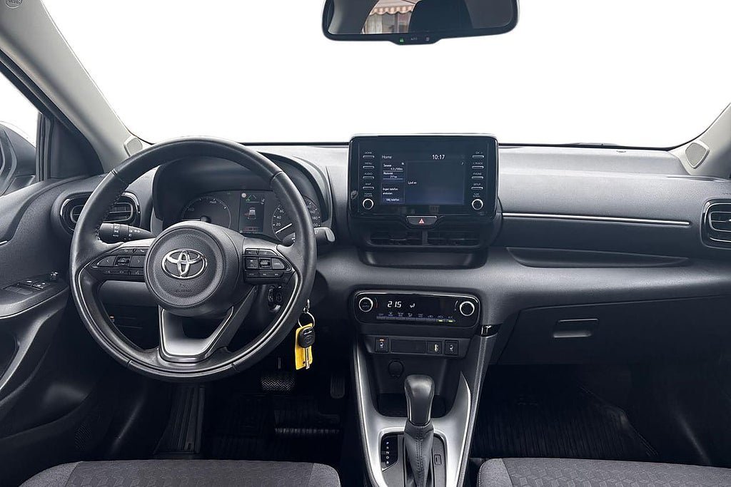 Vehicle Image 10