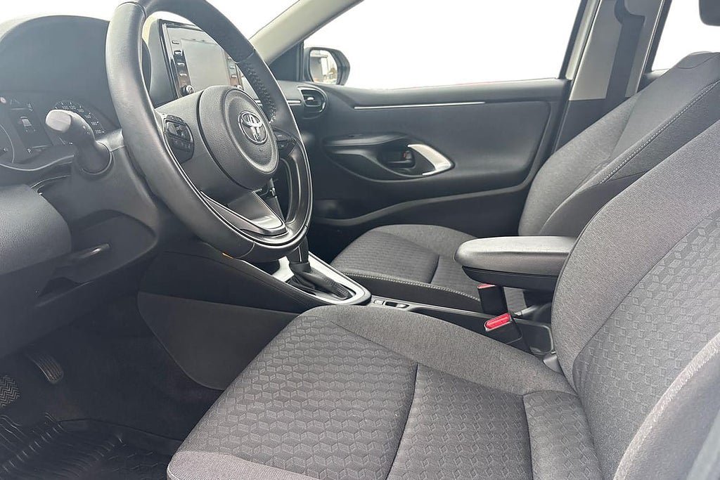 Vehicle Image 14