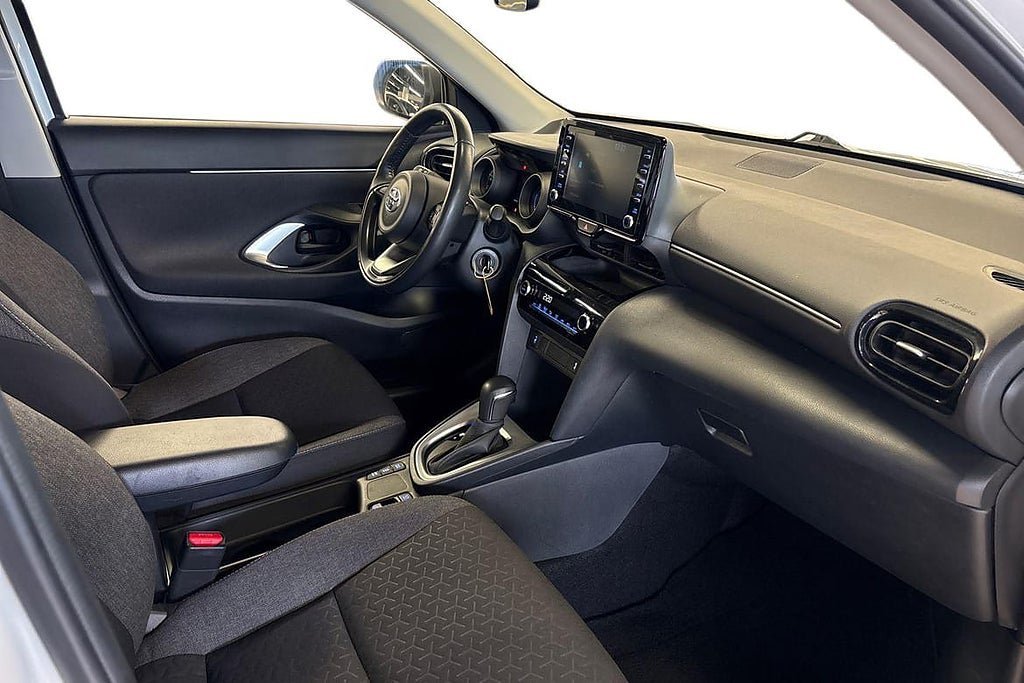 Vehicle Image 7