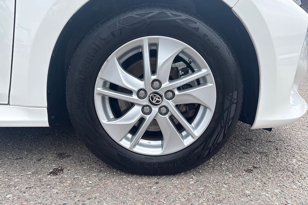 Vehicle Image 17
