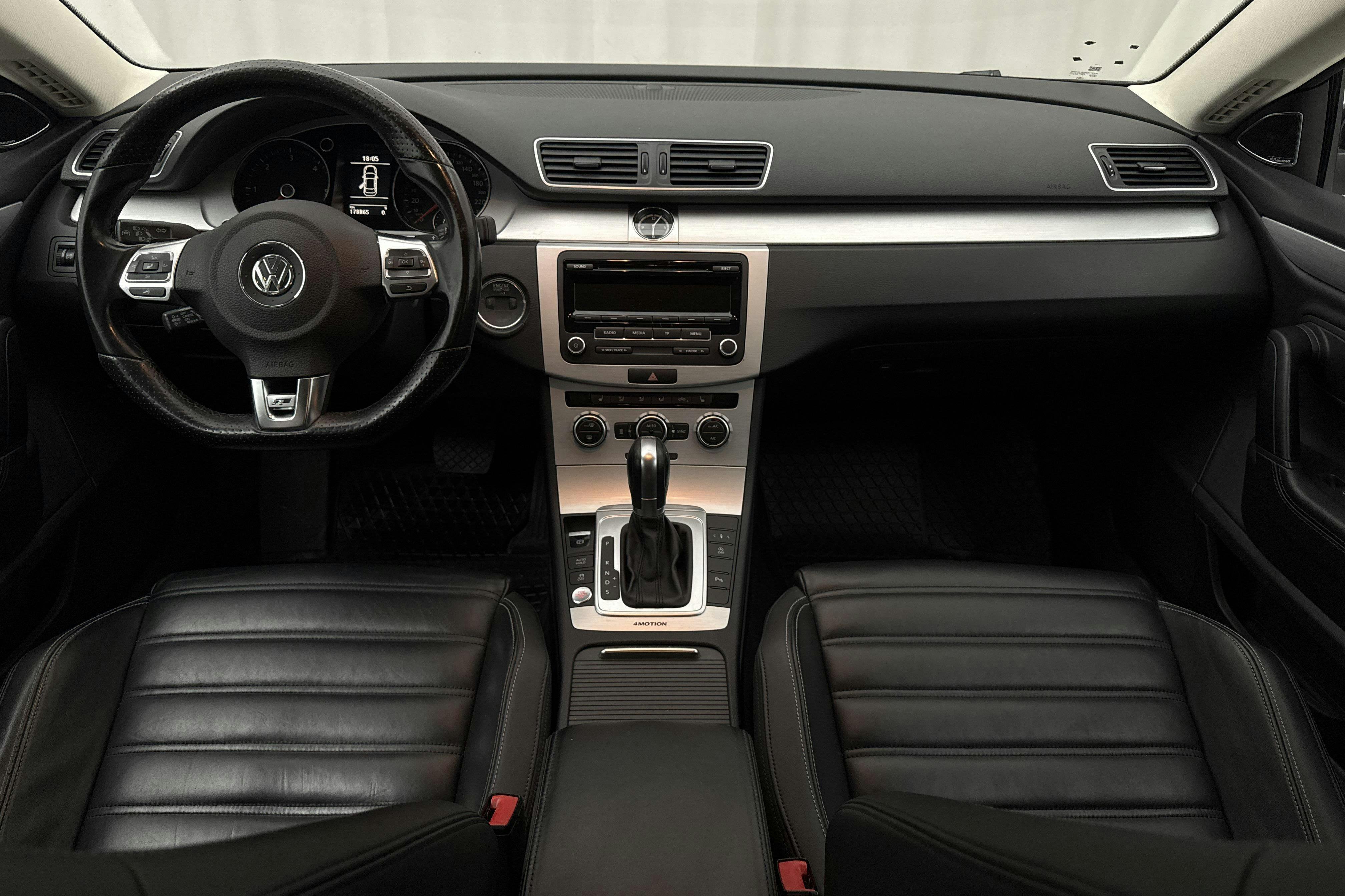 Vehicle Image 6