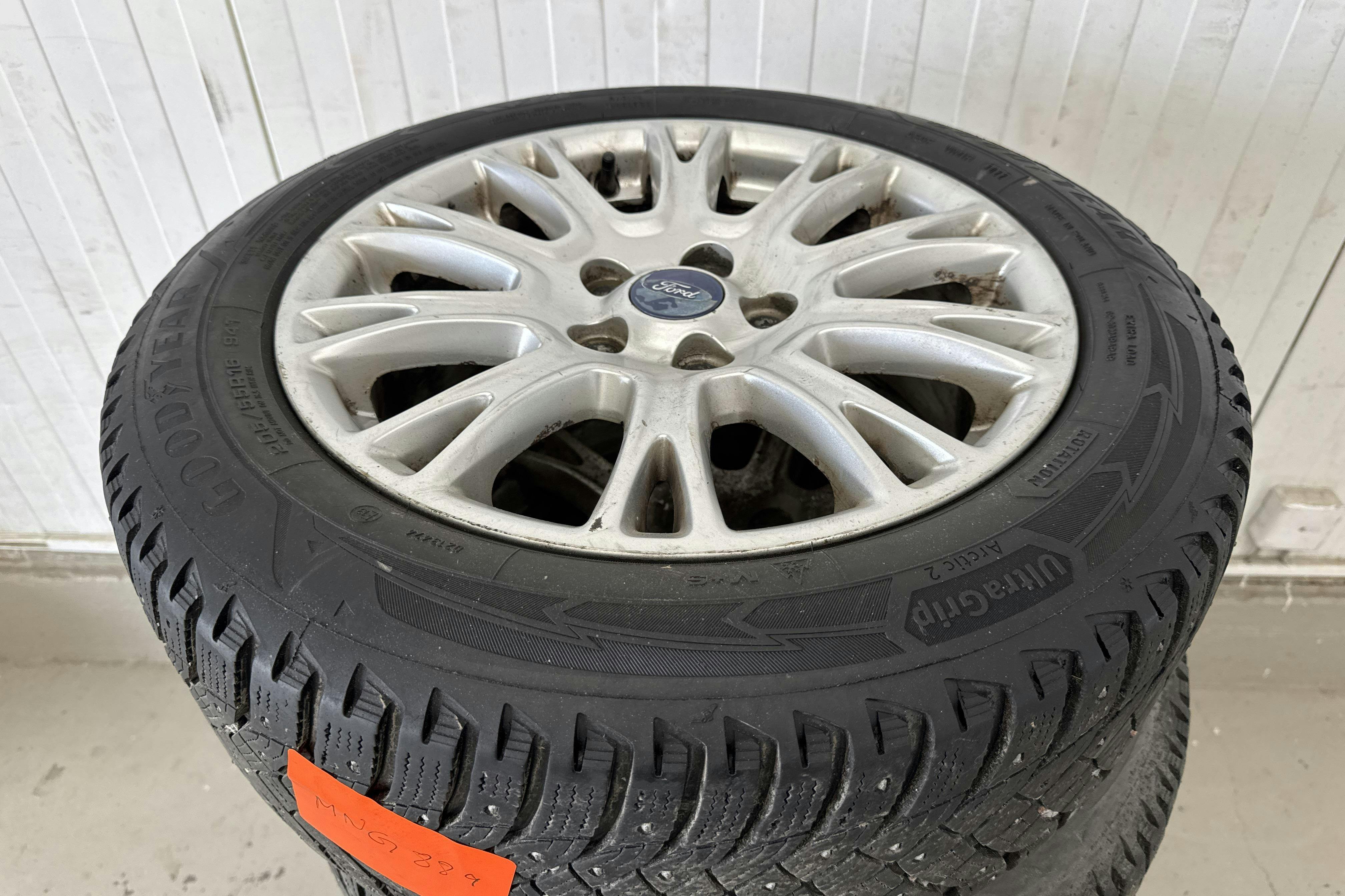 Vehicle Image 13
